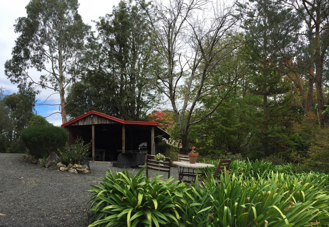 Brigadoon Cottages Haunted Hills ภายนอก รูปภาพ